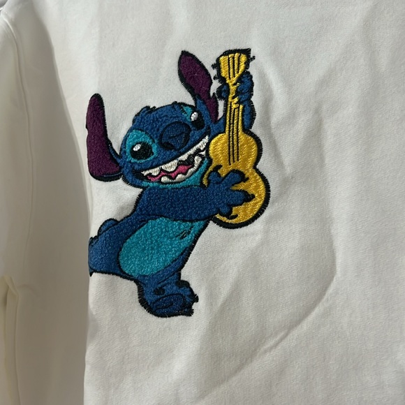 Disney Embroidered Mickey 100 Years Stitch Dumbo White Sweatshirt Shirt Sweater - Picture 4 of 10